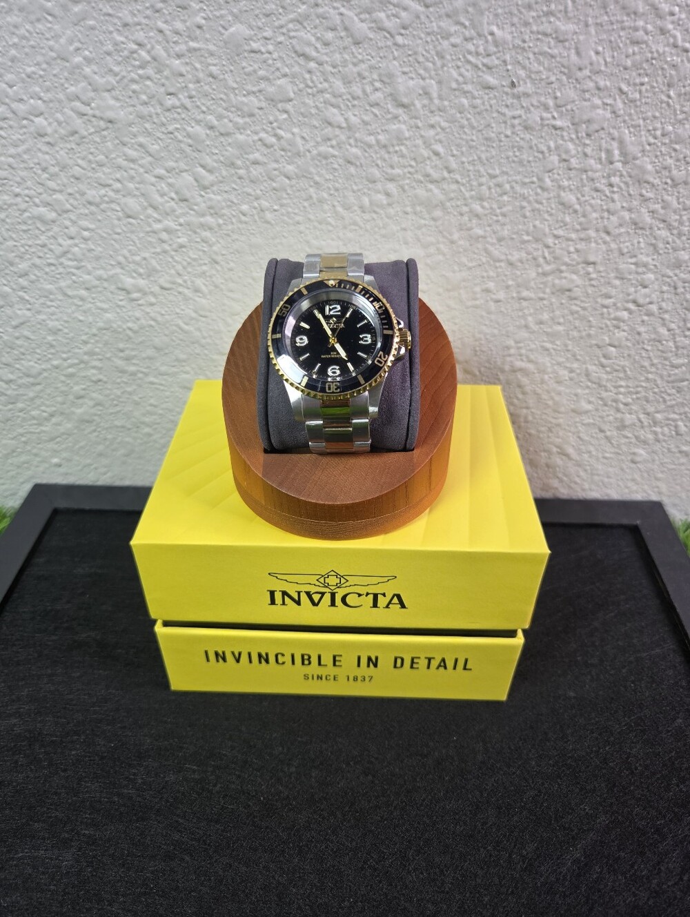 69477 Invicta Specialty Rowan 40mm Gold Stainless Steel Black Dial Watch